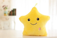 Glow Star Pillow™ – Sterrenpret in bed – Lichtgevend Knuffel kussen Gele Ster | Educatief Speelgoed