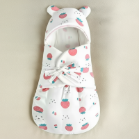 SnuggleBear – Comfort & Gemak – Katoenen babywikkeldeken voor inbakering Kersen & Aardbeien | Educatief Speelgoed