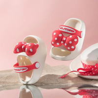 Mini Fashion – Vrolijk & Veilig – Polka Strand Slippers Roze / 180 (5–6 jaar) | Educatief Speelgoed