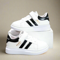 UrbanFlex – Stoer & Comfortabel – Witte Sneakers Zwart / 37 (8.5–9 Jaar) | Educatief Speelgoed