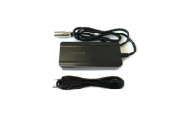 Fiets acculader 36V 2A   5,5 x 2,1 mm pin + XLR 3 pins Neutrik