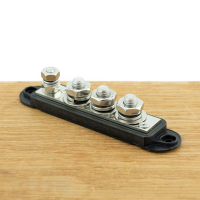 4 Punts verdeelstrip 1 x M6 en 3 x M10 Zwart