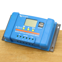 BlueSolar PWM 12/24V 5A LCD   USB