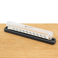 DC Verdeelrail 2xM6 + 20xM4 Zwart met Kap