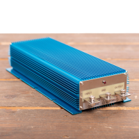 Orion IP67 omvormer 12/24 50A (1200W)