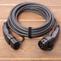 E Line Laadkabel type 2   3 fase 32A   10 meter