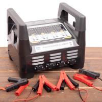 Multicharge station 4x10A 6V/12V voor (vier) accu's Pb Li