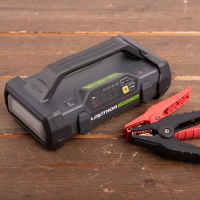 JA302 Pro Jumpstarter 3000A + Compressor