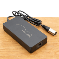 Fiets acculader 29.4V 5A XLR 3 polig