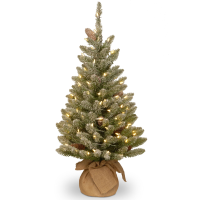 Snowy Concolor Burlap kunstkerstboom   91 cm   groen   Diameter 51 cm   130 tips   50 ledlampjes   besneeuwd & dennenappels   jute zak