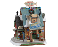 Lemax   'The Lakeside Market & Tackle Shop'   Verlicht gebouw   Exclusief adapter (werkt ook op batterijen)