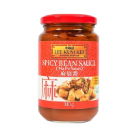 LEE KUM KEE Pittige zwartebonensaus 340 g