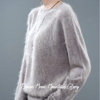 Geborsteld zijde cashmere trui 5% kashmir / 90% geïmporteerde australische merino fijne wol / 5% (morschijde + siberische ijsvlakten witte gansvulling) stormgrijs Aziatische pasvorm M