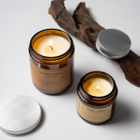 Zooly Geurkaars in Crème Pot met Zilverkleurig Deksel   Lavendel & Eucalyptus, 200 g, 1 stuk