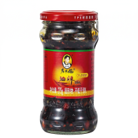 Lao Gan Ma pinda chiliolie 275 g