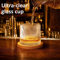 Gestreepte stressverlichtingsbeker, kristalhelder glas, met draaibare houten basis, ideaal voor whiskey, thee, matcha en frisdrank, 12 x 11,5 x 10,5 cm