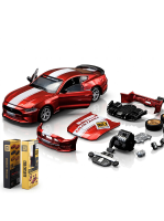 CCA 1:42 2018 Ford Mustang GT modelauto in klassiek rood – DIY set met te openen deuren en verwisselbare onderdelen; een verzamelwaardig modelvoertuig