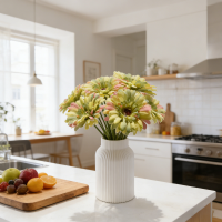 Yuejia 3 stuks 9,05 inch/23 cm kunstzijden gerberabloemen voor bruiloft, huis, veranda's, tafeldecoratie, kunstmatige madeliefjes en chrysanten, feest  en huisdecoratie groen