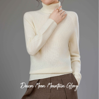 Basismodel met 2 kleppen, linnen trui van wol en cashmere 10% cashmere / 90% merino wol, melkachtig wit, Aziatische maat L