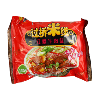 Jia Xiang Ren rijstnoedels met stoofvlees in bruine saus 100g