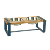 Designed by Lotte Dinerset Karinto Hout   Metaal 2 stuks 56 x 28 x 18 cm