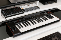 IK Multimedia iRig Keys 2 MIDI controller