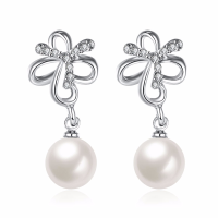 Inalis Pearl Pendent Butterfly Rhinestone Platinum Earrings