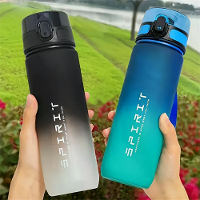 IPRee 1L Grote Capaciteit Sport Waterfles Lekvrij Kleurrijke Plastic beker Drinken Buiten Reizen Draagbare Gym Fitness K