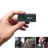 BIKIGHT Mini Sleutelhanger Alarm Zaklamp 100dB Buzzer Haak Lussysteem Multi Mode LED Licht voor Noodveiligheid Buiten