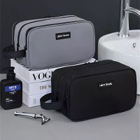 IPRee Mannen's Make up Tas 3 Laags Elite Serie Grote Capaciteit Mannen's Toilettas Reis Essentials Draagbare Premium Cos