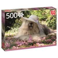Sophie in een bloemenbed puzzel