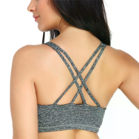 KISSLACE Overhead Criss Cross Schokbestendige Sportbeha's