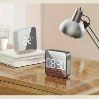 LED Klok Student Alarm Klok Plug In Dubbel Doel Groot Schermweergave Digitale Klok Stemgestuurde Temperatuur Klok