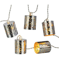 Led Lichterkette Mit 6 Metallzylindern Und Buchstaben Aus.