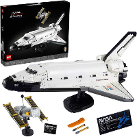 LEGO Creator Expert   NASA Space Shuttle Discovery 10283