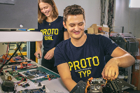 MAKERFACTORY Prototyp T shirt Maat: M Navy blauw