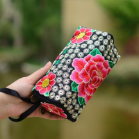 Chinese Style Embroidery Three Layer Zipper Wallet Hand Bag Purse For 5.5 Inch Or Less Smartphone