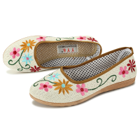 Chinese Style Flower Embroidered Flat Loafers Soft Sole Linen Slip Ons