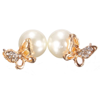 Lovely Rhinestone Pearl Butterfly Stud Earrings For Women