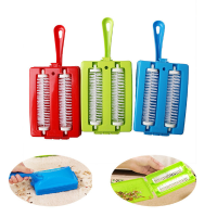 Plastic Hand Held Carpet Debris Brush Sofa Carpet Pet Hair Brush Multi Functional Dust Magnetic Brush Cleaning Tools