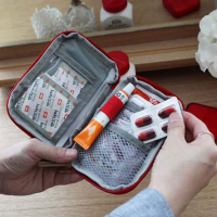 Travel Portable First Aid Emergency Medicine Bag Outdoor Pill Storage Bag Survival Organizer