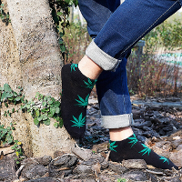 Men Women Unisex Cotton Marijuana Weed Maple Leaf Short Ankles Sports Socks Hosiery