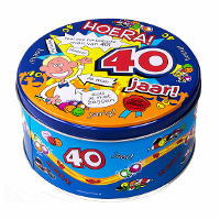 40 Jaar thema snoeptrommel   koektrommel   voor man   14 x 7,5 cm   leeftijd verjaardag cadeau