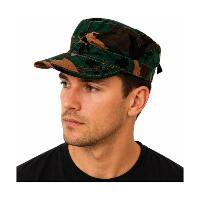 Camouflage army cap Woodland   volwassenen   unisex model   woodland print   petje