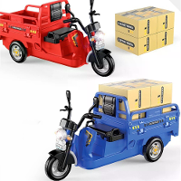 Mini RC Auto Driewieler 2,4G Kinderen Afstandsbediening Simulatie Model Geluid LED Licht Drie Stoten Trekauto Ornamenten