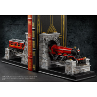 Noble Collection Harry Potter: Hogwarts Express Bookend Set