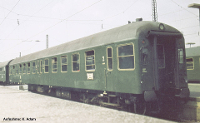 Piko H0 59682 H0 Personenrijtuig met middenbalkon van de DB Stuurstandrijtuig Bymf 2e klas