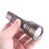 Zand Konvooi T8 tan 300 1200LM EDC LED Zaklamp AA 14500 Baterij Mini Fakkel met KW CSLNM1.TG LED Lanterna Zaklamp Kamper