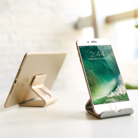Universal Portable Aluminum Desktop Stand Holder Dock Mount For Iphone 7 Samsung Xiaomi Tablet Pc