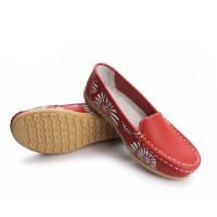 Women Flats Shoes Comfortable Slip On Soft Casual Flower Floral Leather Loafers Flats Shoes